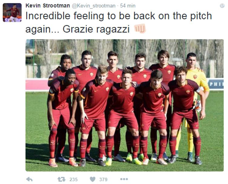 Il centrocampista olandese ha poi pubblicato su Twitter la foto di squadra per ringraziare i compagni, con cui si allena gi da qualche settimana